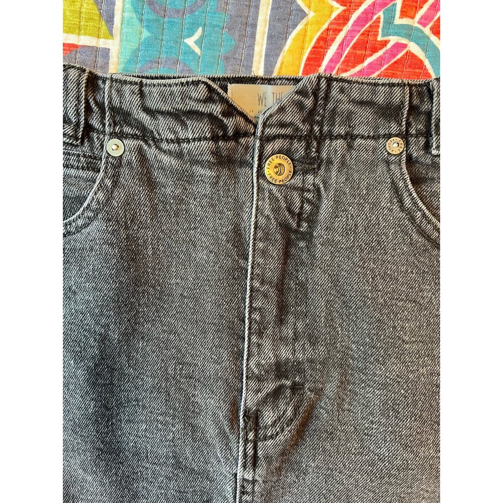 We The Free By: Free People Soft Black Denim Mini Jean Skirt Size: 30 - Picture 4 of 5